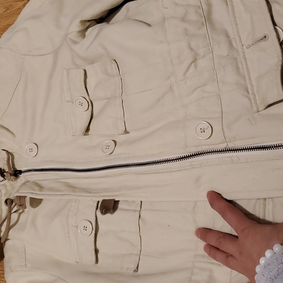 Jacket - Picture 6 of 7